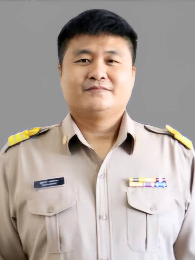 นายณัฐพงษ์  ภูครองนา