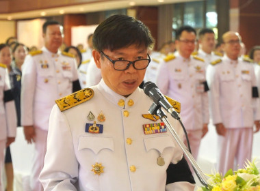 เข้าร่วมพิธีวางพวงมาลา วันที่ระลึกคล้ายวันสวรรคต ... พารามิเตอร์รูปภาพ 2