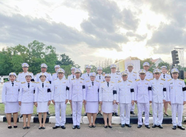 ร่วมพิธีถวายเครื่องราชสักการะและวางพานพุ่ม ... พารามิเตอร์รูปภาพ 4