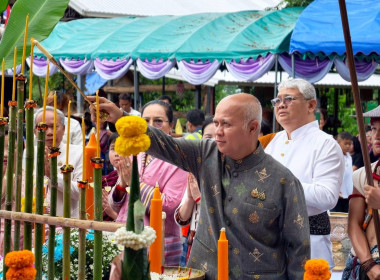 เข้าร่วมงานประเพณีตักบาตรพระไชยสุวรรณหลังช้าง ... พารามิเตอร์รูปภาพ 1
