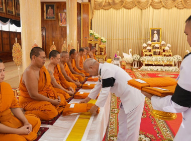 เข้าร่วมพิธีบำเพ็ญกุศลในวาระครบ 100 วัน (สตมวาร) พารามิเตอร์รูปภาพ 2