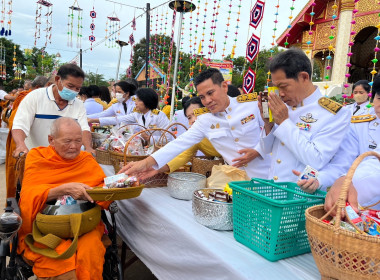 กิจกรรมเฉลิมพระเกียรติพระบาทสมเด็จพระเจ้าอยู่หัว ... พารามิเตอร์รูปภาพ 5