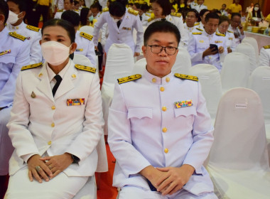 พิธีสวดพระพุทธมนต์และทำบุญตักบาตรถวายพระราชกุศล ... พารามิเตอร์รูปภาพ 7