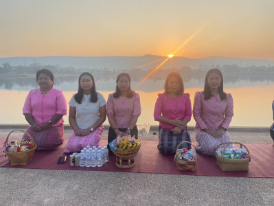 โครงการสวมผ้าไทยใส่บาตรริมหนองบัว ... พารามิเตอร์รูปภาพ 1