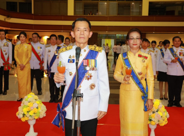 งานสโมสรสันนิบาตเฉลิมพระเกียรติพระบาทสมเด็จพระเจ้าอยู่หัว ... พารามิเตอร์รูปภาพ 1